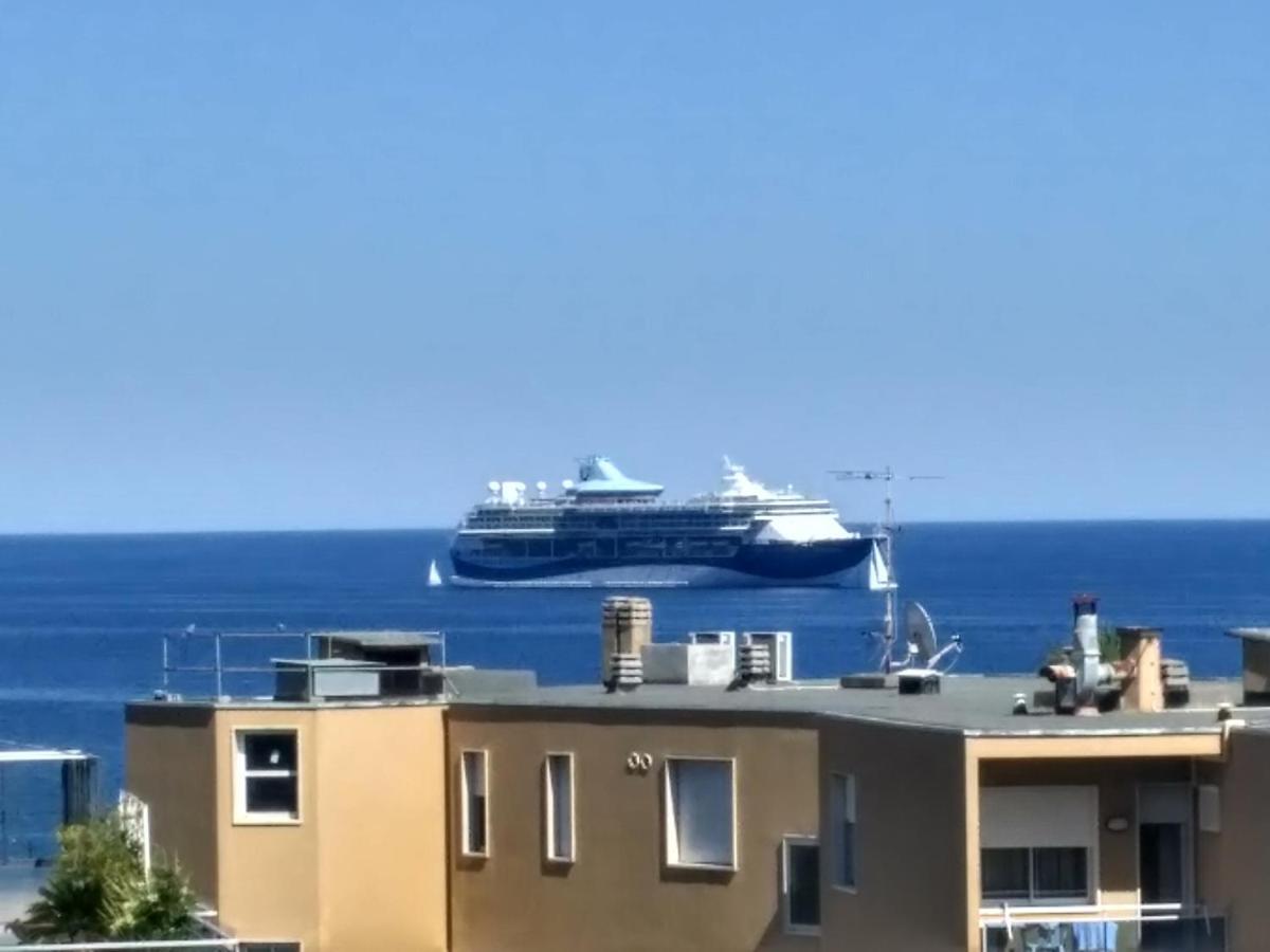 Апартаменты Max And Sea Parking Free Street Санремо Экстерьер фото